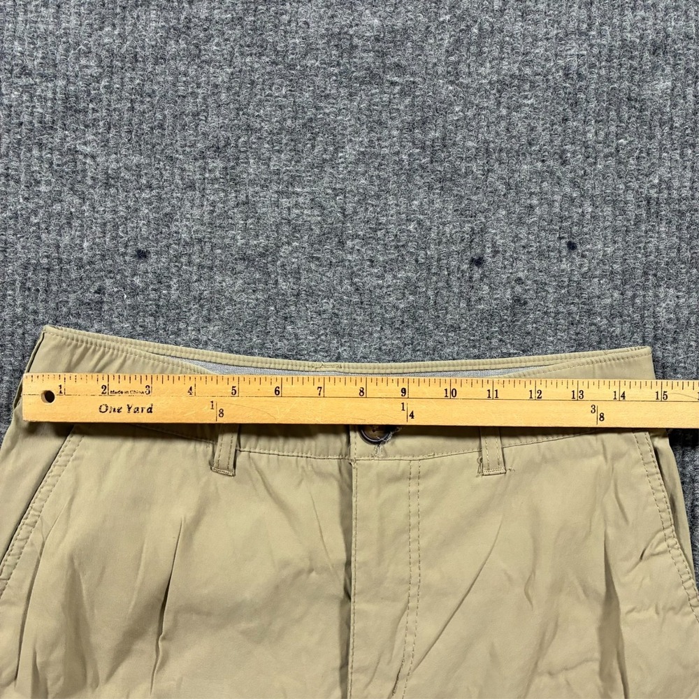 UB Tech Mens Cargo Pants Size 32x30 Beige Zip Pocket Stretch Outdoor Mid Rise - Picture 5 of 10